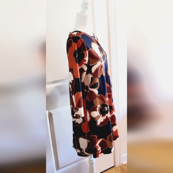 🌴SALE Ice Floral Dress - Picture 4 of 8